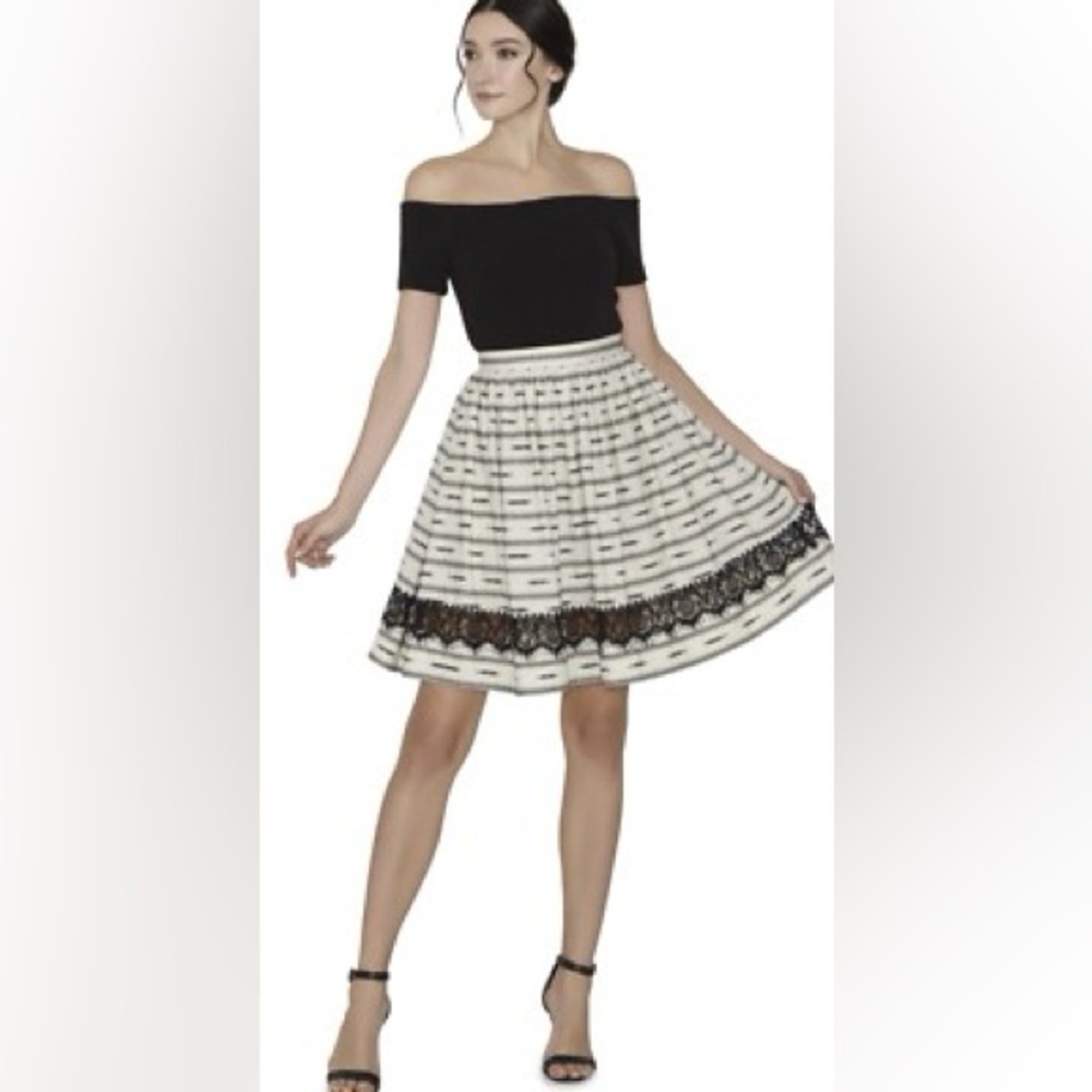 Alice + Olivia Mazie Lace Trim Midi Skirt (112)